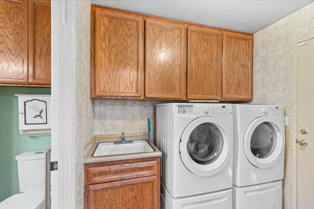 1424 Rose Ave, Modesto, CA 95355