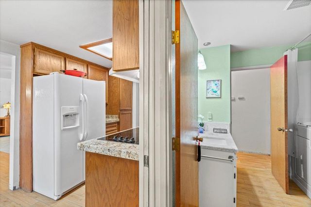 1424 Rose Ave, Modesto, CA 95355