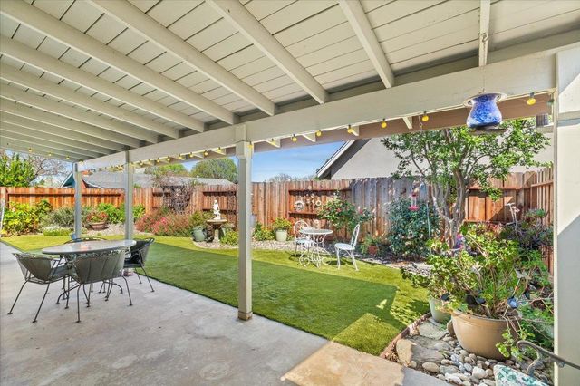 1424 Rose Ave, Modesto, CA 95355