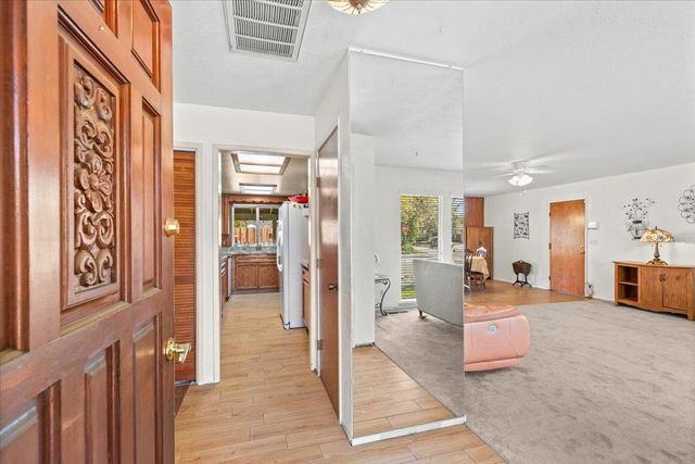 1424 Rose Ave, Modesto, CA 95355