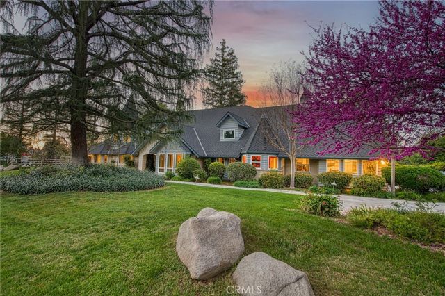 2649 Heritage Avenue, Clovis, CA 93619