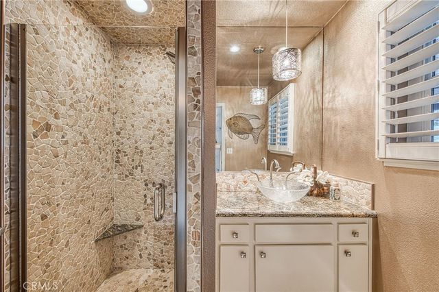 2649 Heritage Avenue, Clovis, CA 93619