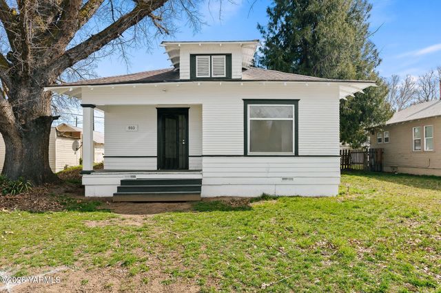 603 S 15th Ave, Yakima, WA 98902