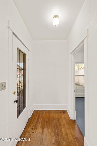 603 S 15th Ave, Yakima, WA 98902