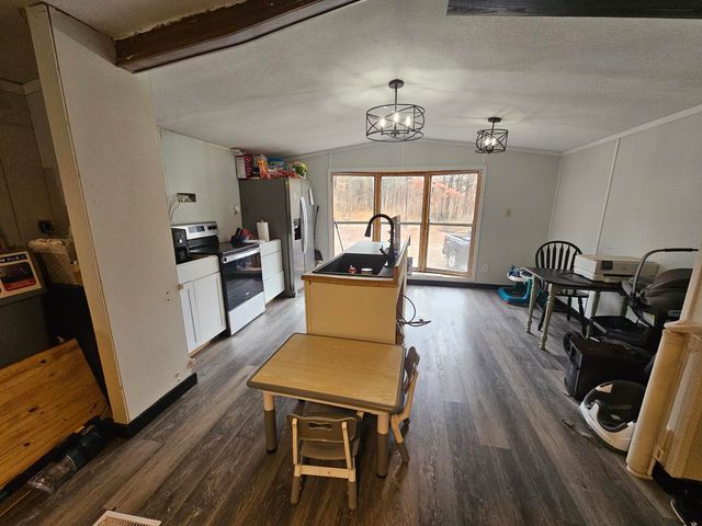 242 Ranger Creek Road, Coalmont, TN 37313