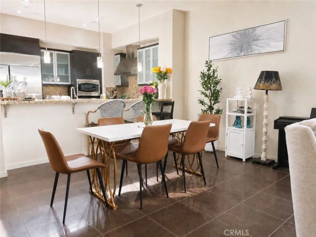 21 Gramercy 204, Irvine, CA 92612