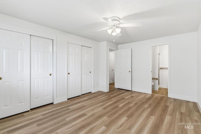 718 W Redwood Ln, Nampa, ID 83651