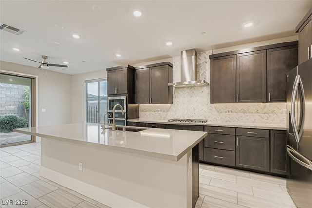 9576 Jadeite Lane, Las Vegas, NV 89143