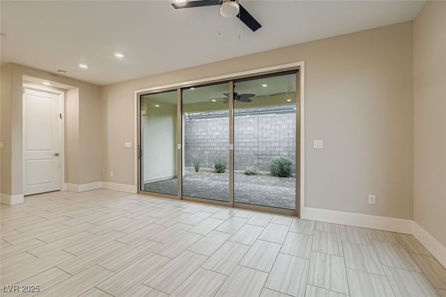 9576 Jadeite Lane, Las Vegas, NV 89143