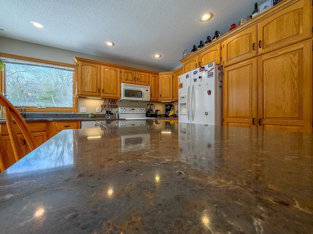 7901 White Oak Street NE, Bemidji, MN 56601