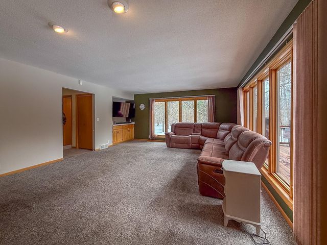 7901 White Oak Street NE, Bemidji, MN 56601