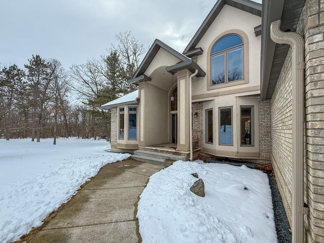 7901 White Oak Street NE, Bemidji, MN 56601