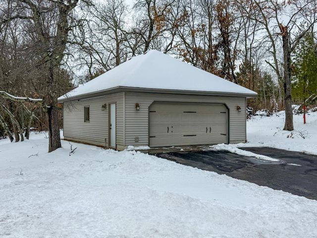 7901 White Oak Street NE, Bemidji, MN 56601