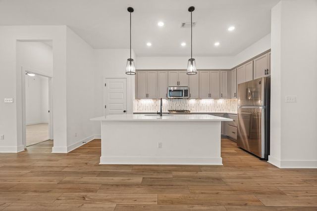 133 Rocking R CT, Georgetown, TX 78633