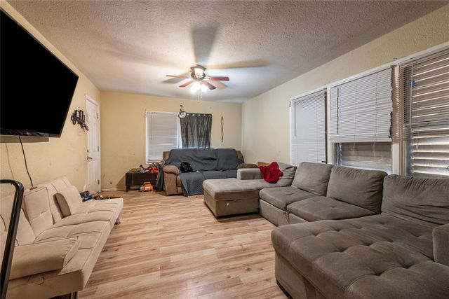 1014 48th Street, Galveston, TX 77550