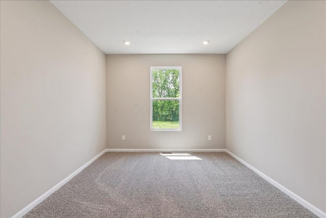 1233 Heathgate Way, Fairborn, OH 45324