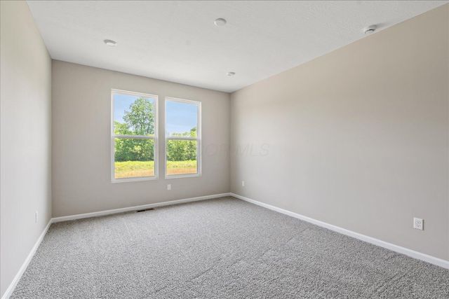 1233 Heathgate Way, Fairborn, OH 45324