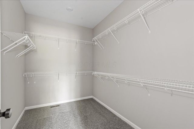 1233 Heathgate Way, Fairborn, OH 45324