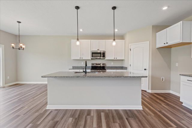 1233 Heathgate Way, Fairborn, OH 45324
