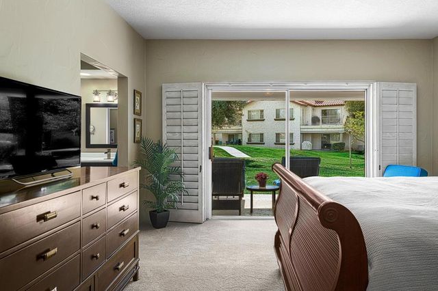 618 Vista Lago Circle N, Palm Desert, CA 92211