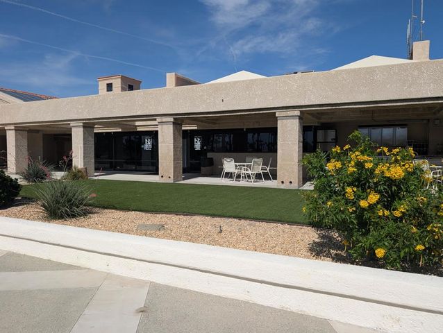 618 Vista Lago Circle N, Palm Desert, CA 92211