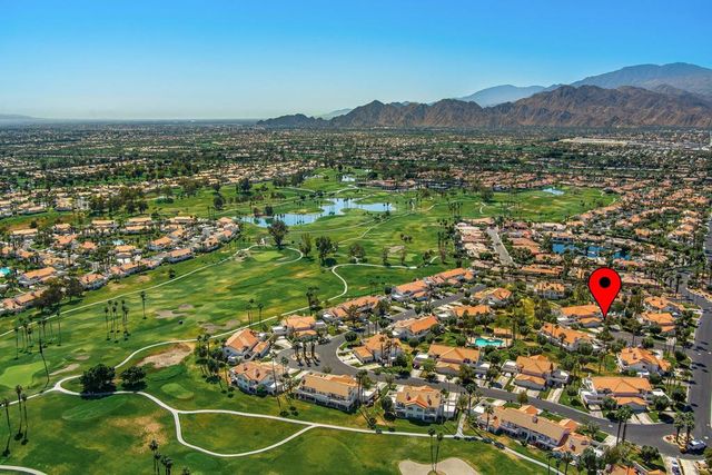 618 Vista Lago Circle N, Palm Desert, CA 92211
