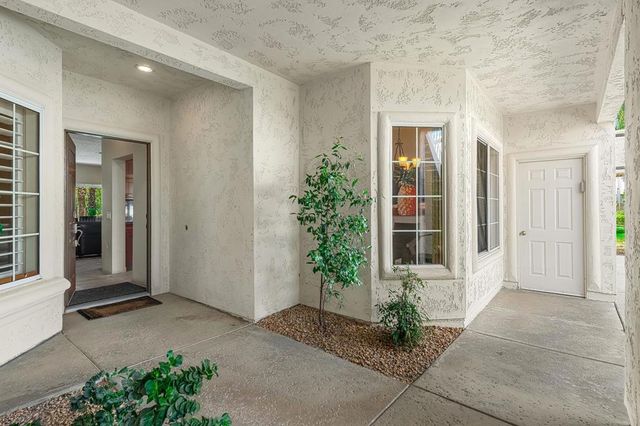 618 Vista Lago Circle N, Palm Desert, CA 92211