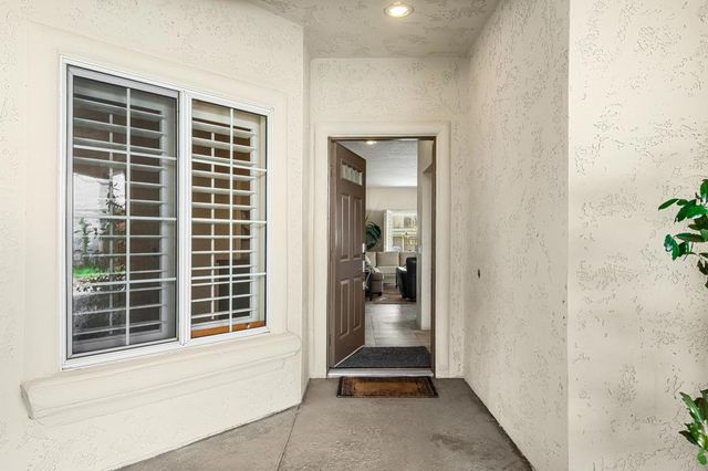 618 Vista Lago Circle N, Palm Desert, CA 92211