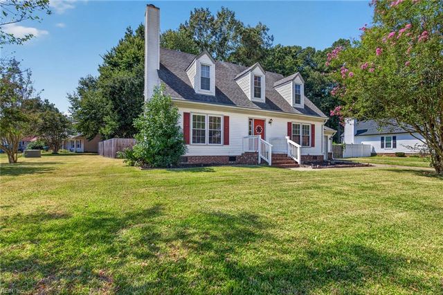 811 Haskins DR, Suffolk, VA 23434