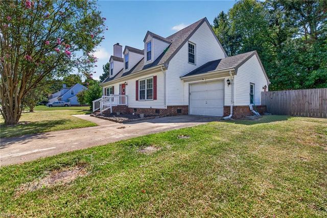 811 Haskins DR, Suffolk, VA 23434