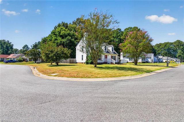 811 Haskins DR, Suffolk, VA 23434