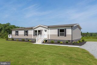 7175 SHANNON HILL RD, Louisa, VA 23093