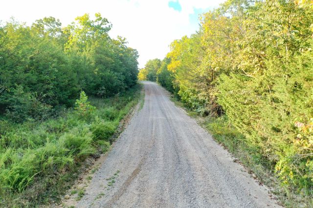 000 County Road P-305, Ava, MO 65608