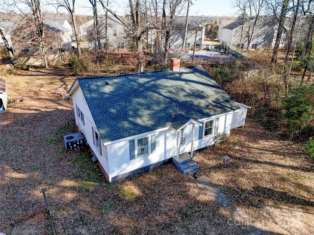 204 Robinson Clemmer Road, Dallas, NC 28034