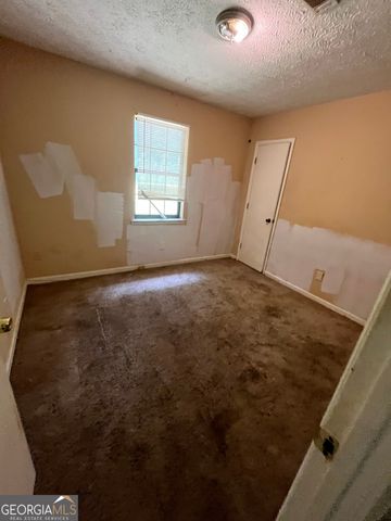 1077 Walnut Creek Lane, Jonesboro, GA 30238