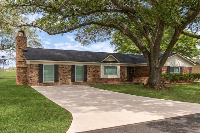 1119 Ladelle, Wharton, TX 77488