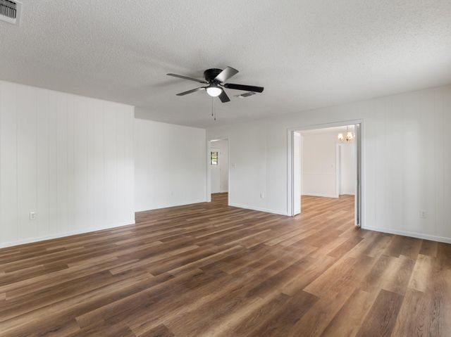 1119 Ladelle, Wharton, TX 77488