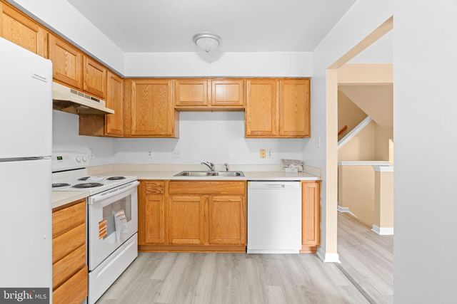 1703 ORCHARD VIEW RD, Reading, PA 19606