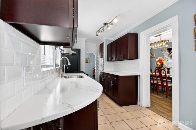 722 Livingston Avenue, North Brunswick, NJ 08902