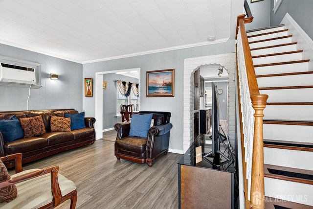 722 Livingston Avenue, North Brunswick, NJ 08902