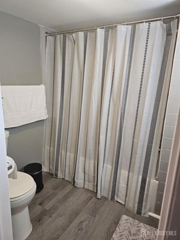 722 Livingston Avenue, North Brunswick, NJ 08902