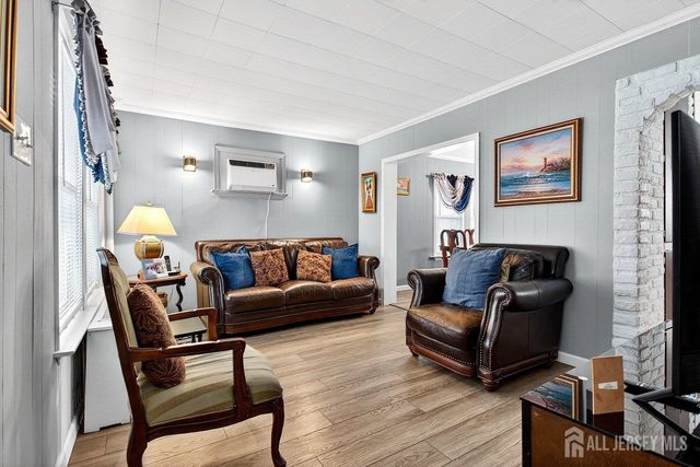 722 Livingston Avenue, North Brunswick, NJ 08902