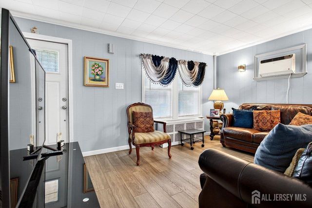 722 Livingston Avenue, North Brunswick, NJ 08902