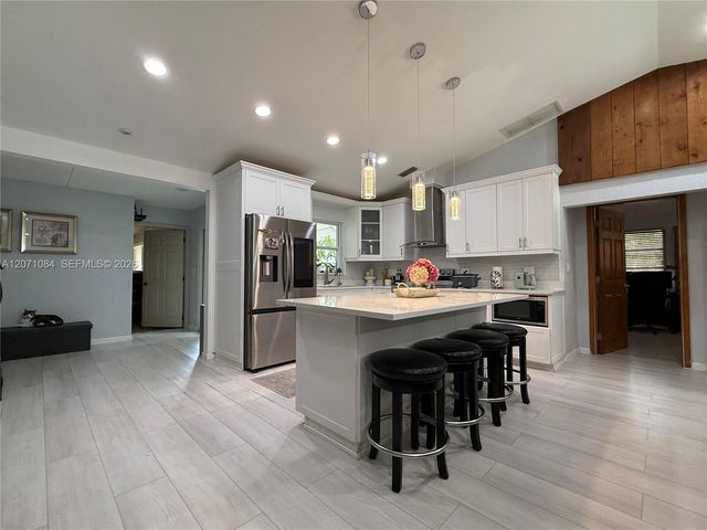 13220 51st Place N, West Palm Beach, FL 33411