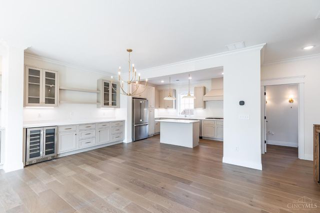 3504 Shaw Avenue, Cincinnati, OH 45208