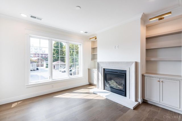 3504 Shaw Avenue, Cincinnati, OH 45208