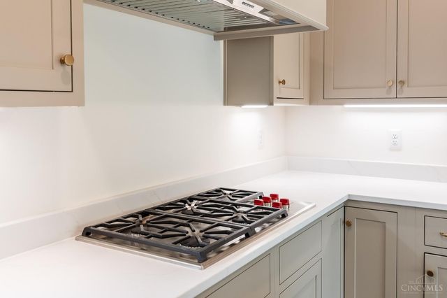 3504 Shaw Avenue, Cincinnati, OH 45208