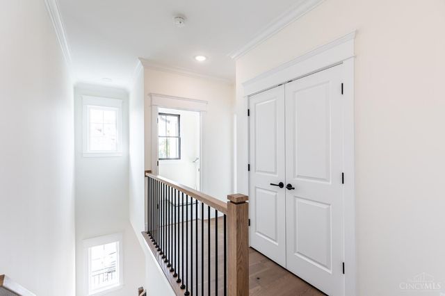 3504 Shaw Avenue, Cincinnati, OH 45208