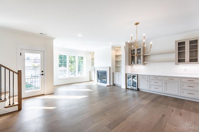 3504 Shaw Avenue, Cincinnati, OH 45208