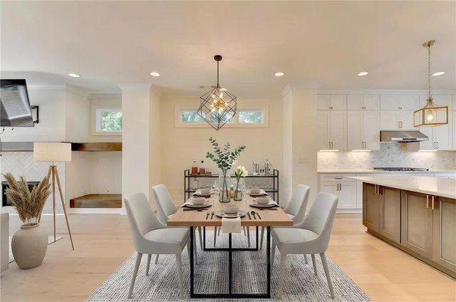 1701 Kenstone Walk, Dunwoody, GA 30338